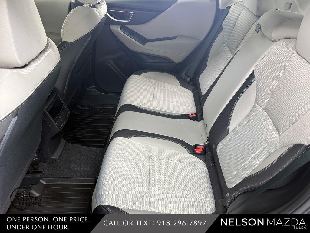 Used 2024 Gray Subaru Base image 33