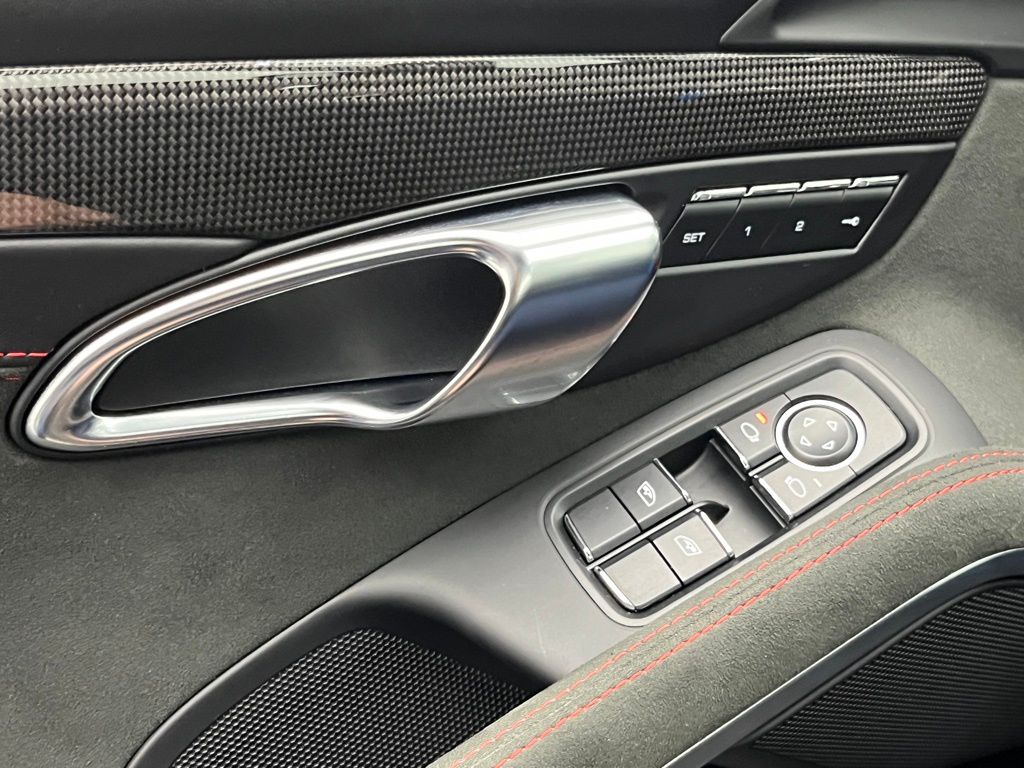 Thumbnail: 2022 Porsche 718 Boxster - 25