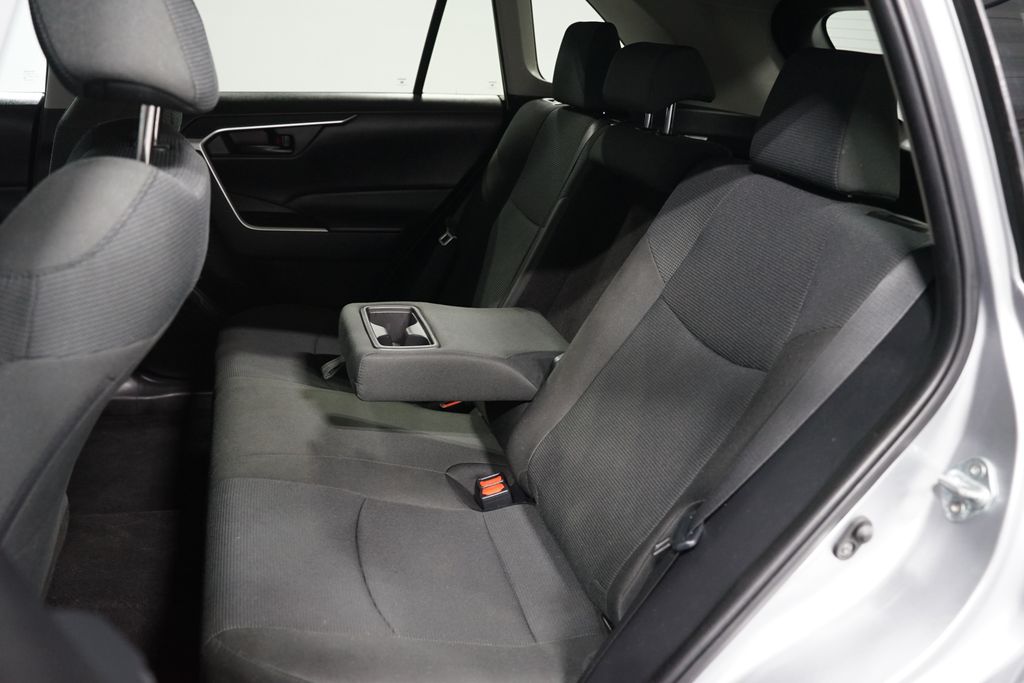 Thumbnail: 2023 Toyota RAV4 - 27