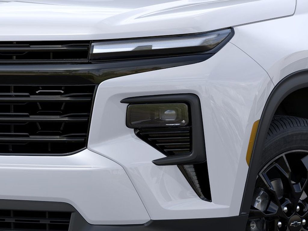 2026 Chevrolet Traverse LT White at Klick Lewis Buick Chevrolet