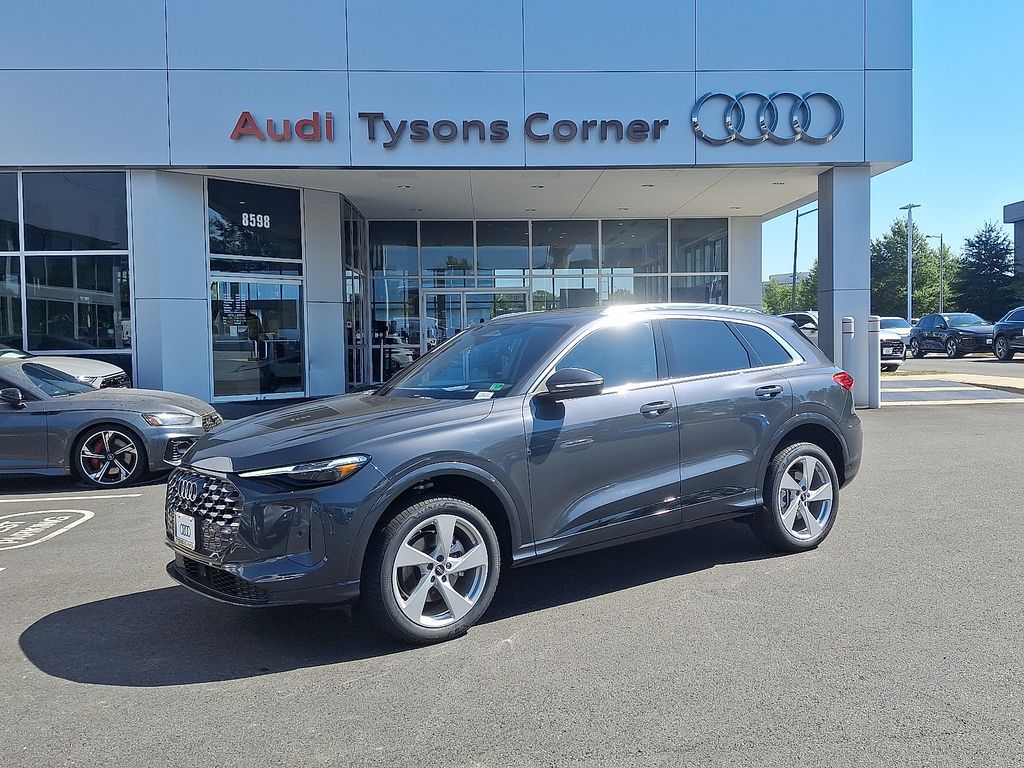 Thumbnail: 2025 Audi Q5 - 1