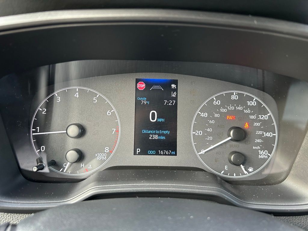2024 Toyota Corolla LE 22