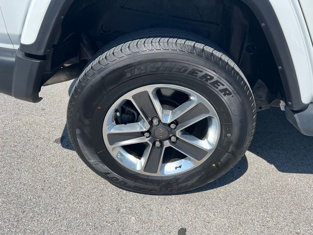 Used 2019 Jeep Wrangler SUV