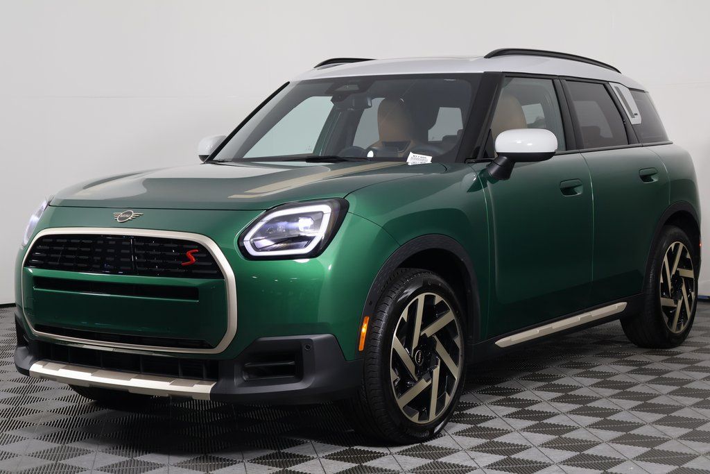 Thumbnail: 2027 MINI Cooper Countryman - 1