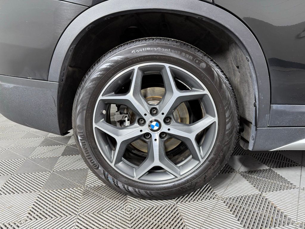 Thumbnail: 2019 BMW X1 - 12