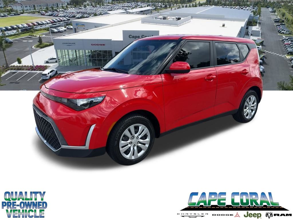 Inferno Red 2025 Kia Soul LX FWD SUV / Crossover Front-Wheel Drive Continuously Variable Transmission