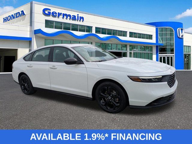 Certified Used 2025 White Honda SE image 3