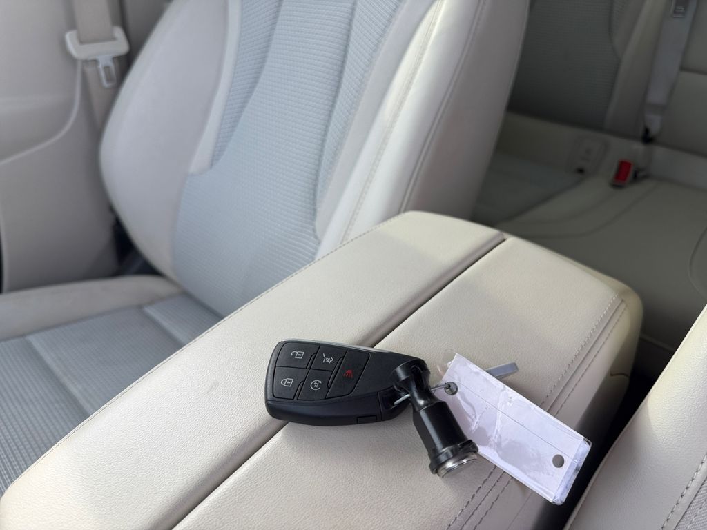 used 2023 Buick Envision car, priced at $26,246
