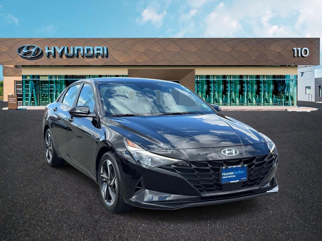 Phantom Black 2023 Hyundai Elantra SEL FWD Sedan Front-Wheel Drive Continuously Variable Transmission