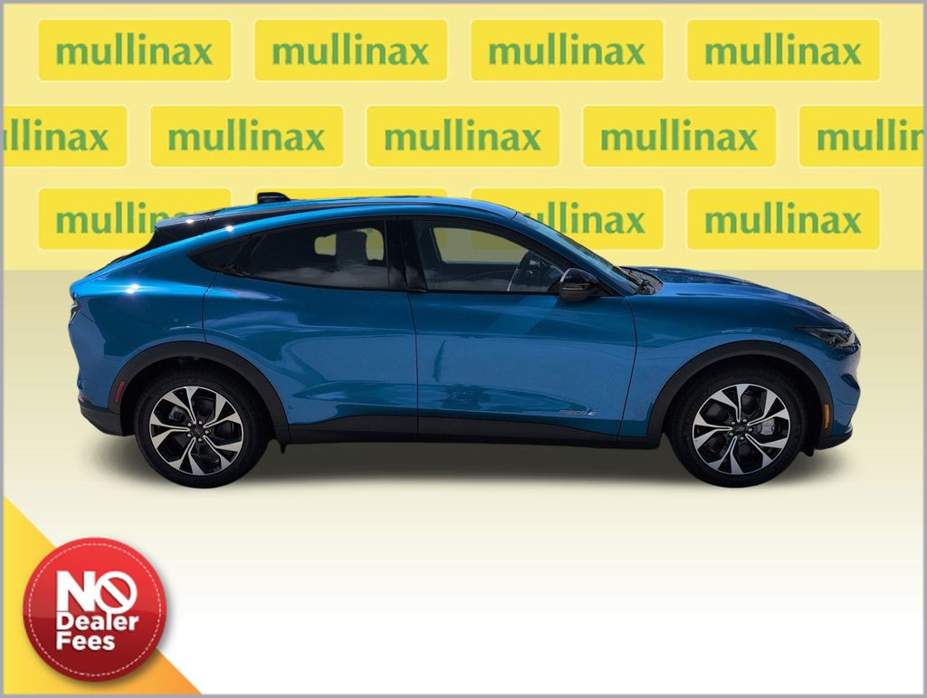 New 2026 Blue Ford Select image 2