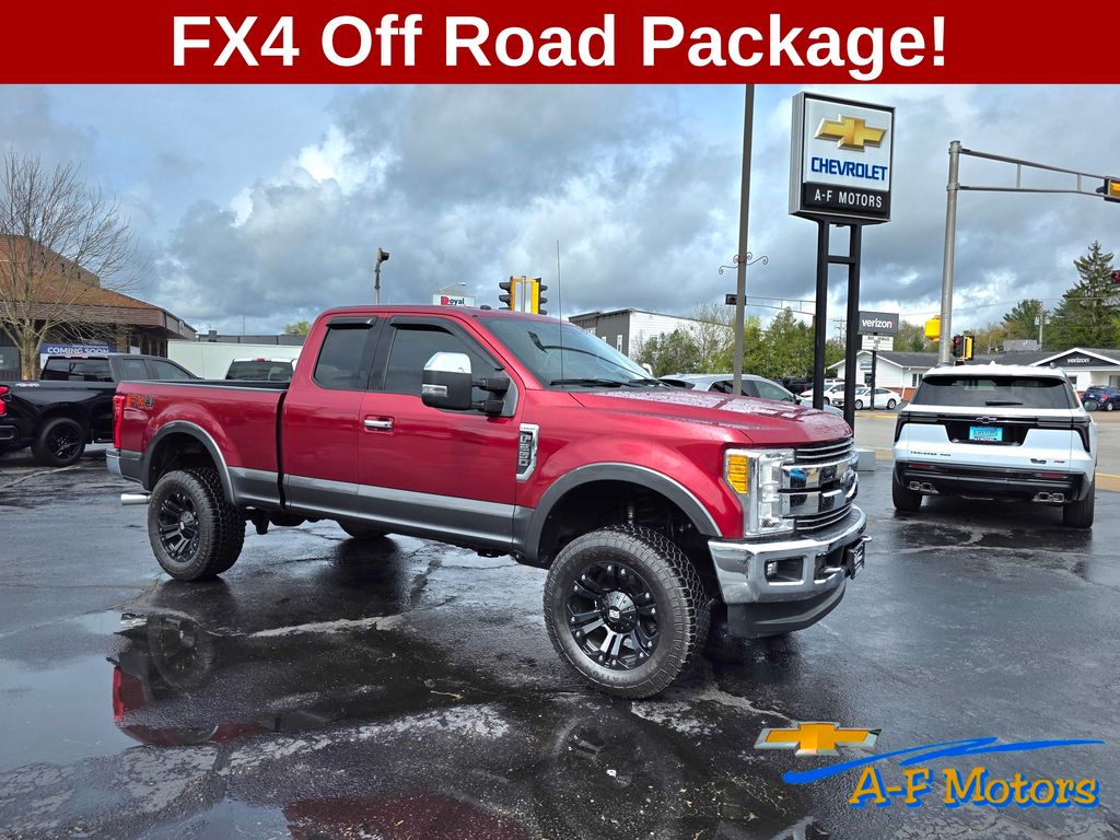 Red 2017 Ford F-250 Super Duty Lariat SuperCab 4WD Pickup Truck Four-Wheel Drive 6-Speed Automatic