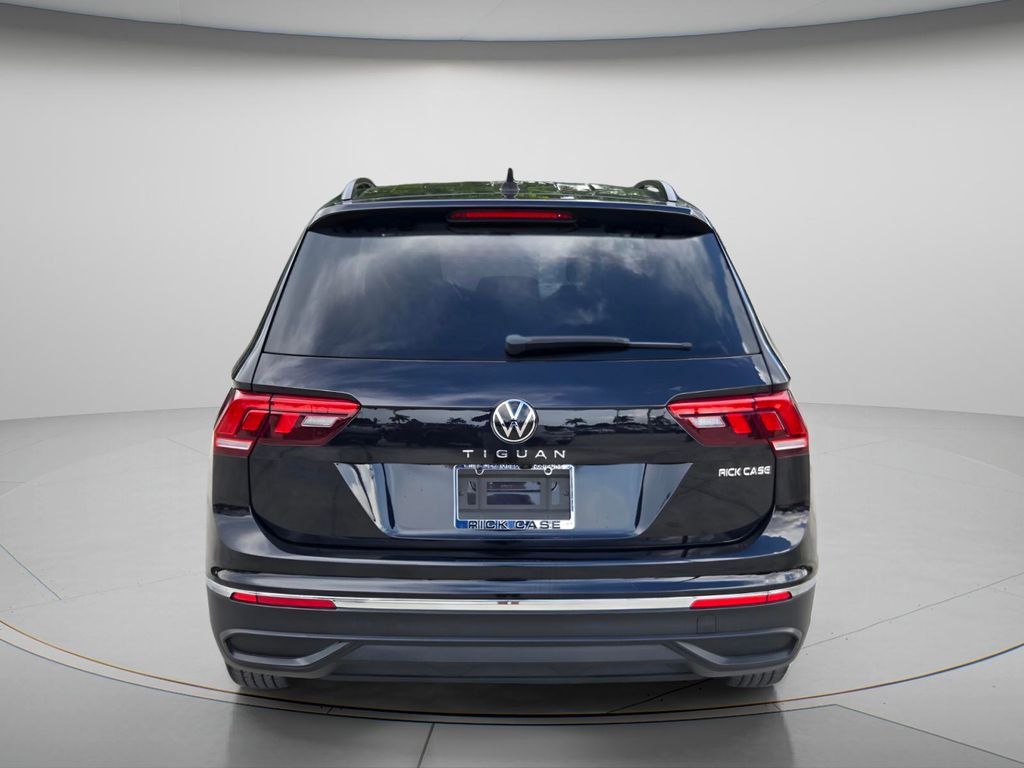 2023 Volkswagen Tiguan - $19,105