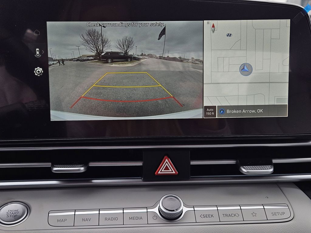 2025 Hyundai Elantra Hybrid