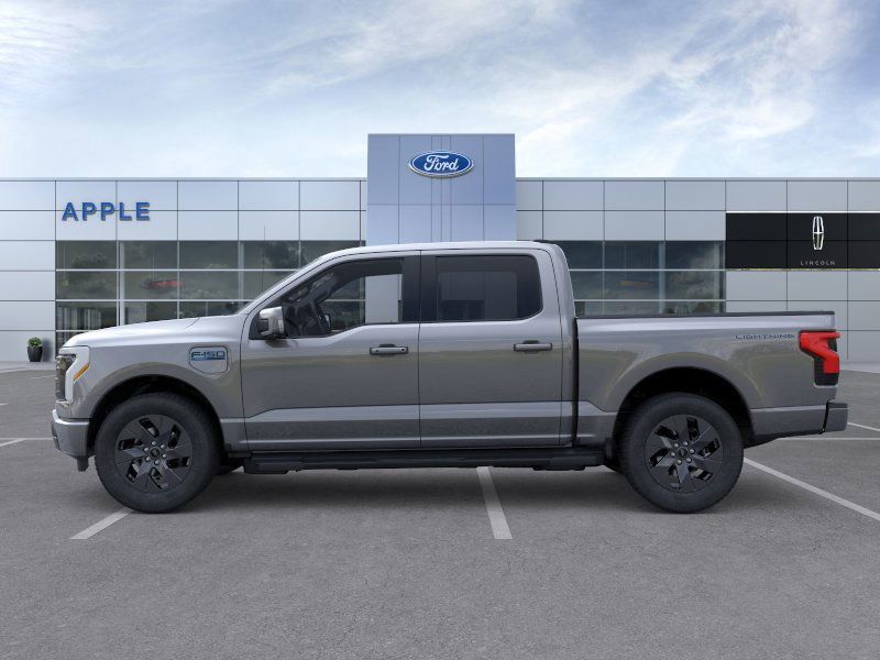 2025 Ford F-150 Lightning LARIAT