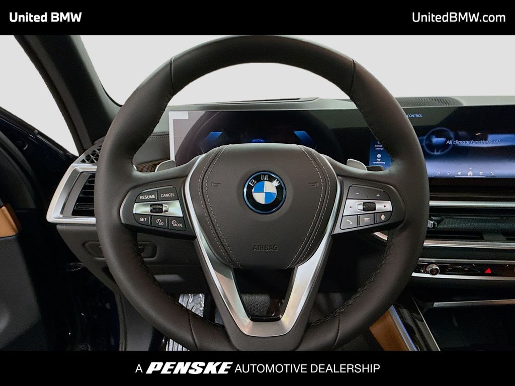 Thumbnail: 2026 BMW X5 - 6