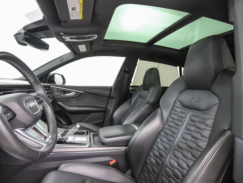 2023 Audi RS Q8 4.0T 11