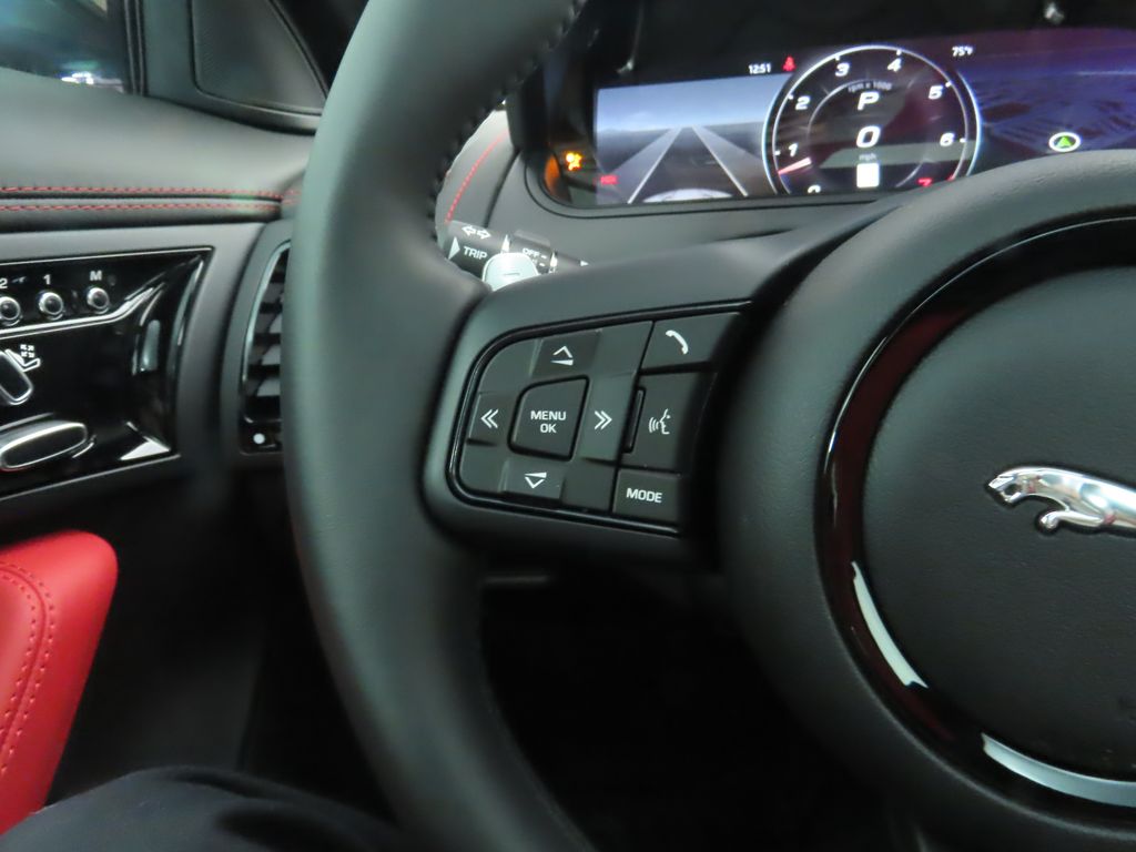 Thumbnail: 2022 Jaguar F-Type - 11