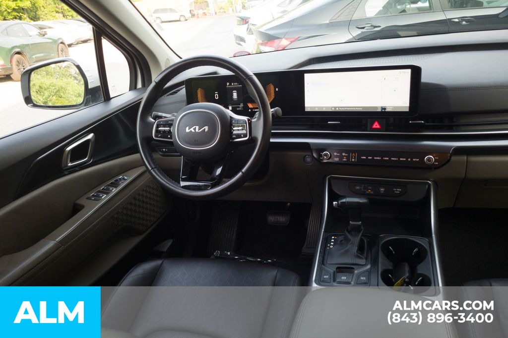 Used 2025 White Kia LXS image 21