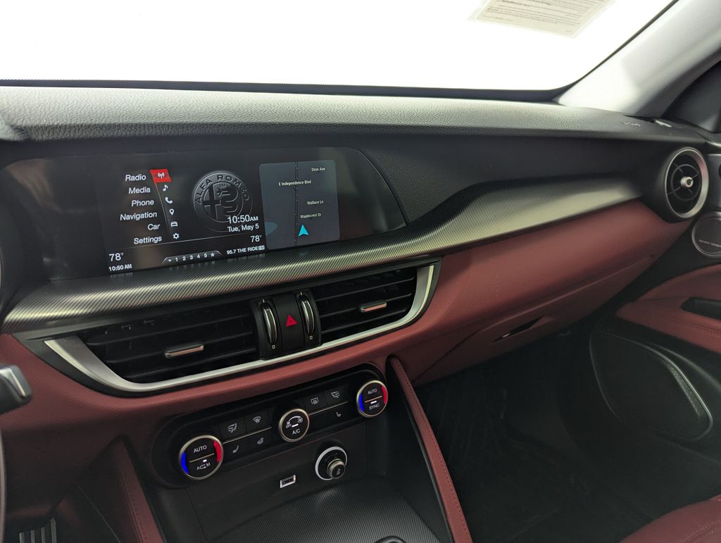 2018 Alfa Rosso Alfa Romeo Stelvio Base AWD SUV