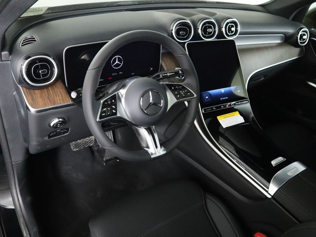 Thumbnail: 2026 Mercedes-Benz GLC - 10