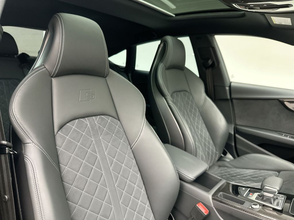 Thumbnail: 2024 Audi S5 - 6