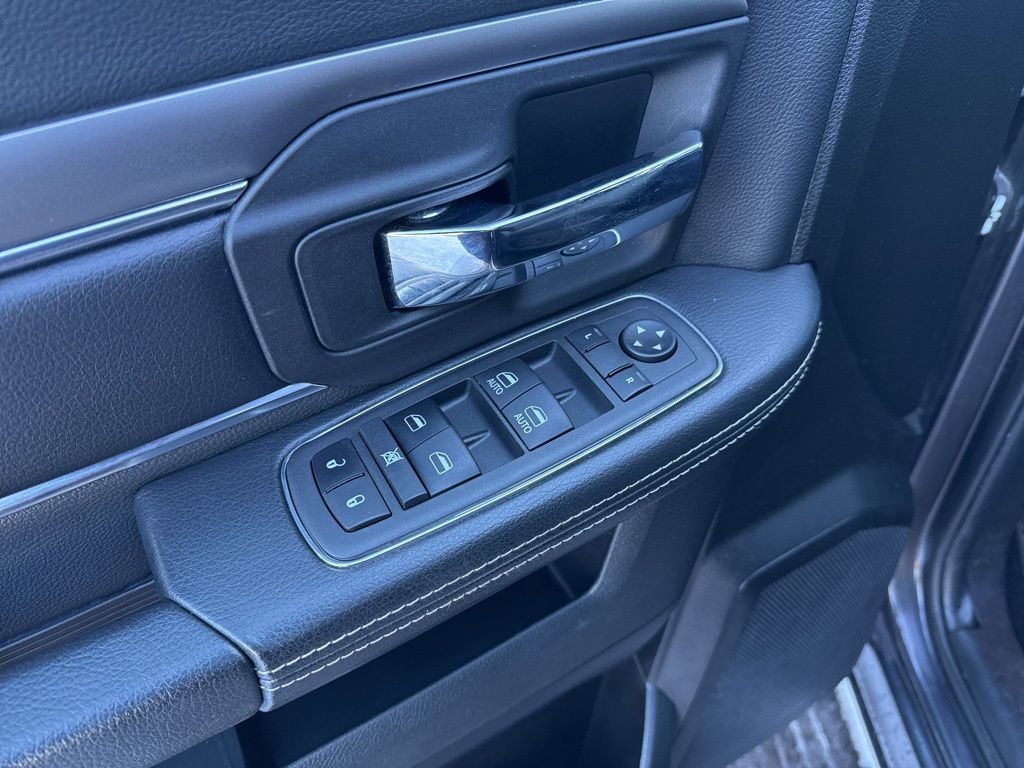 Certified Used 2022 Gray Ram Warlock image 31