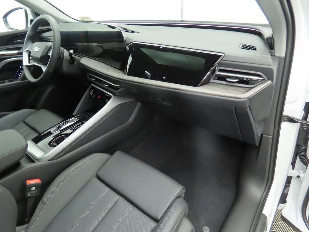 2025 Audi Q5 Premium 19