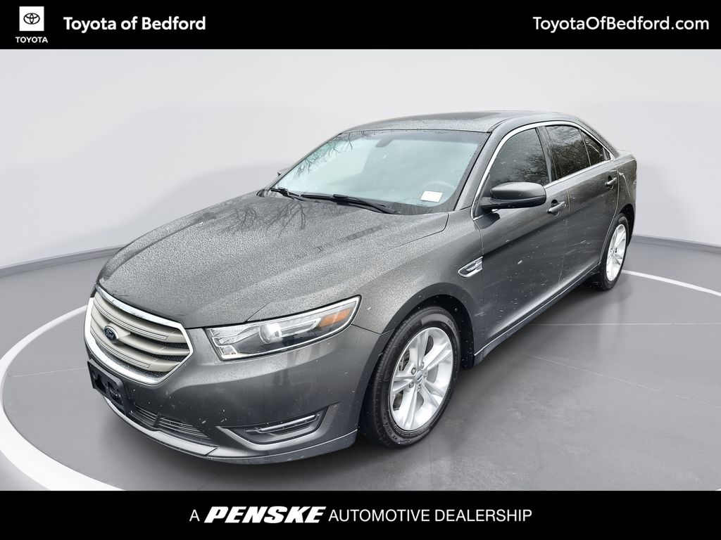 2016 Ford Taurus SEL -
                Bedford, OH