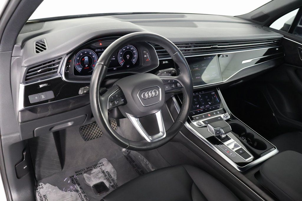 Thumbnail: 2023 Audi Q7 - 7