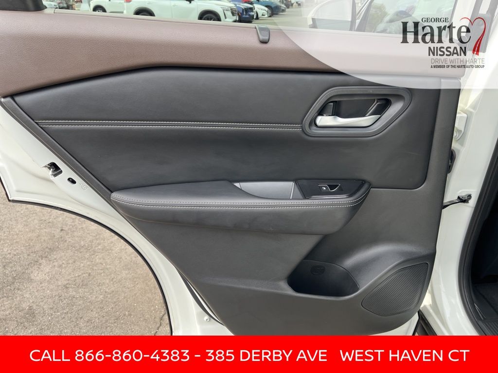 2023 Nissan Rogue SL - Photo 19