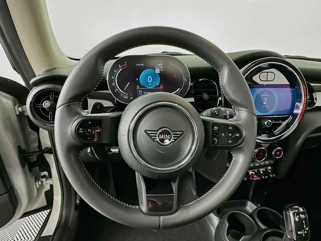 2023 MINI Cooper S 11