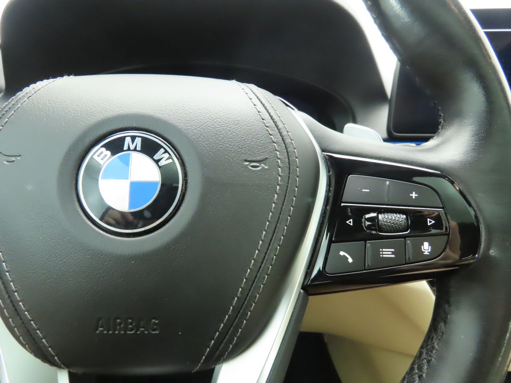 Thumbnail: 2021 BMW 5 Series - 12