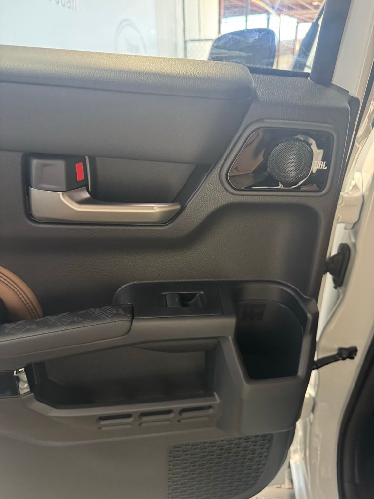 Thumbnail: 2025 Toyota 4Runner - 27