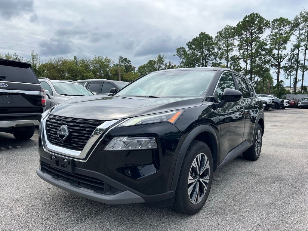 2023 Nissan Rogue SV 2