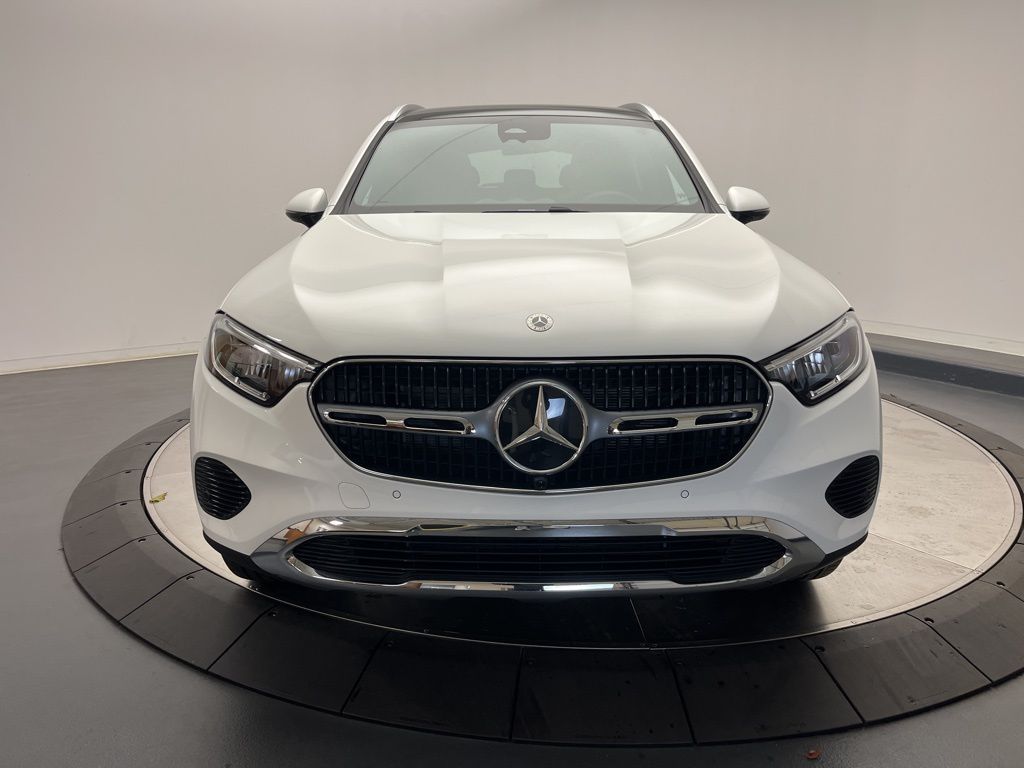 Thumbnail: 2026 Mercedes-Benz GLC - 2