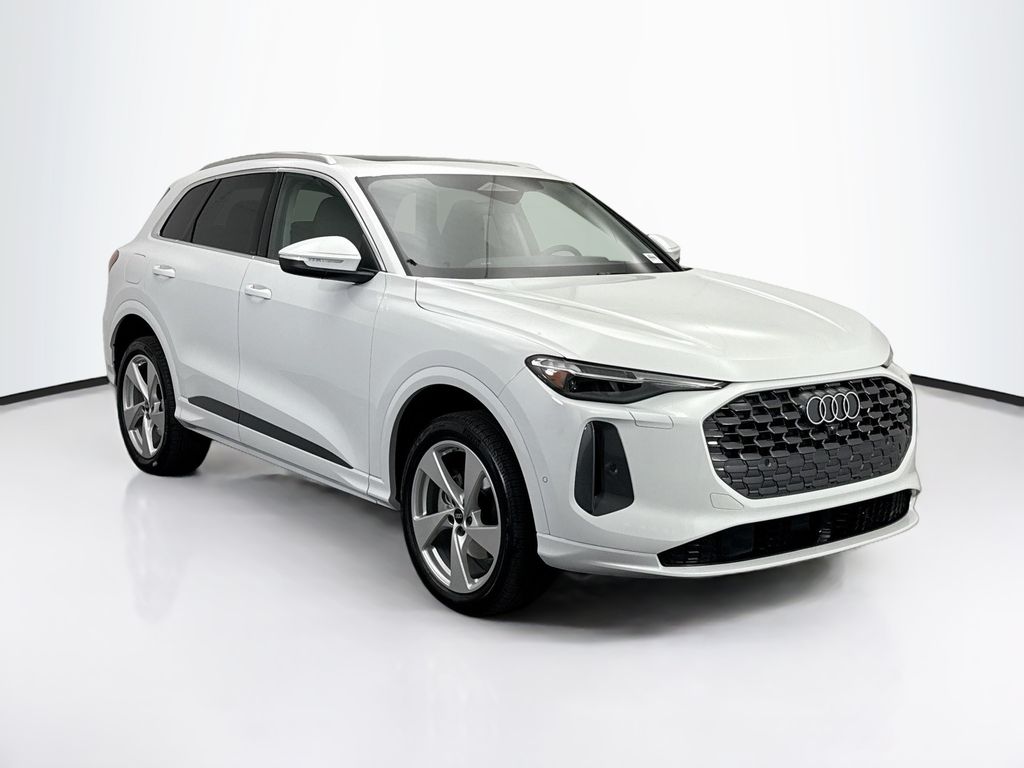 Thumbnail: 2025 Audi Q5 - 3