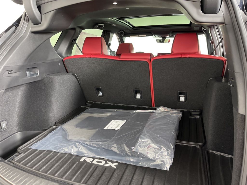 Thumbnail: 2026 Acura RDX - 10