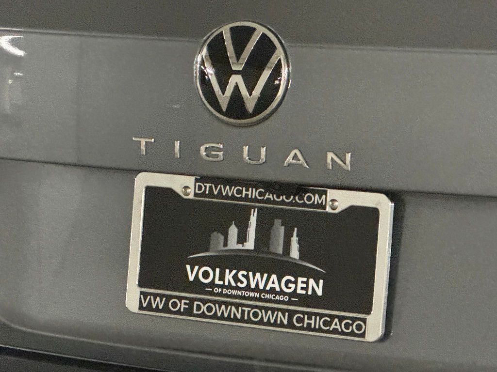 2024 Volkswagen Tiguan 2.0T S 30