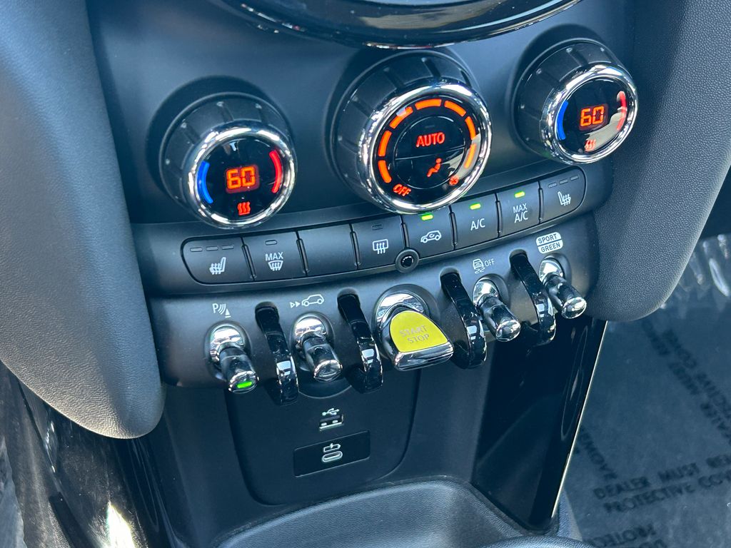 Thumbnail: 2023 MINI Cooper - 27