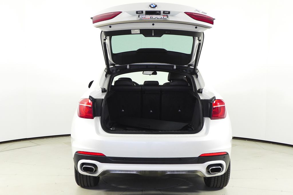 Thumbnail: 2018 BMW X6 - 10