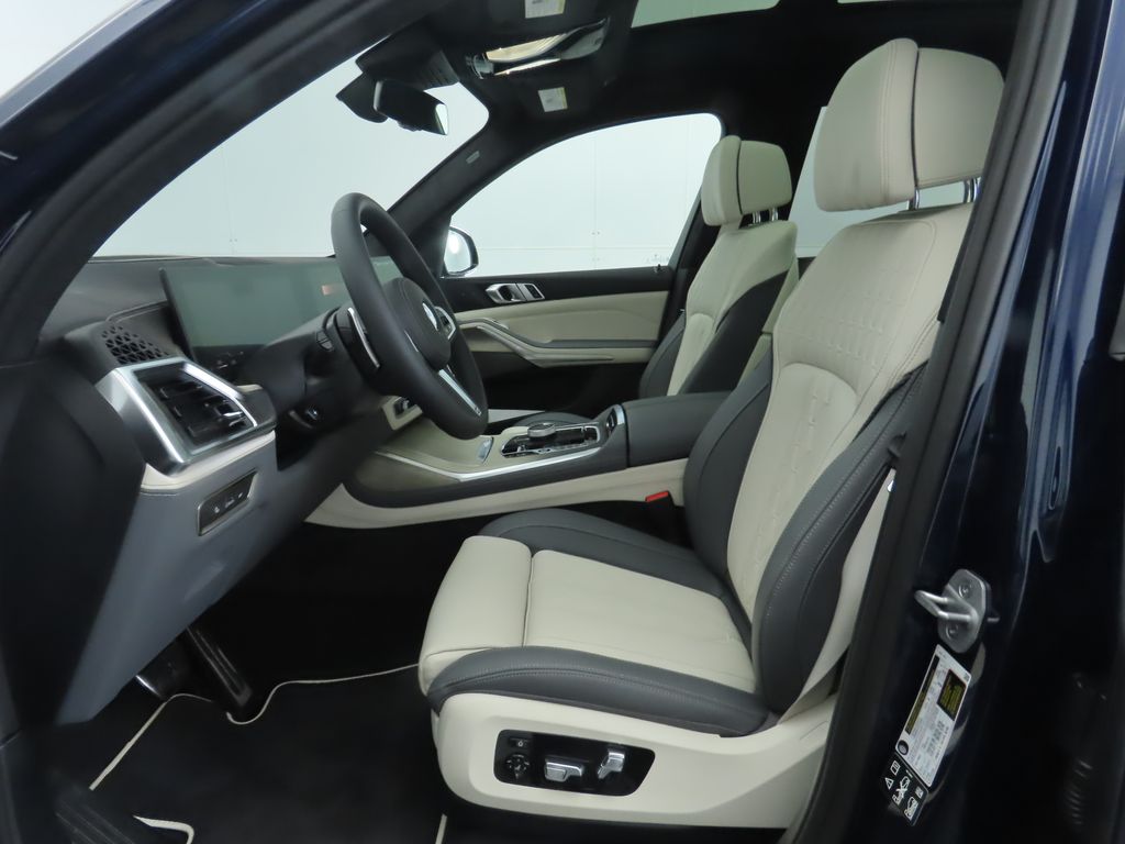 Thumbnail: 2026 BMW X7 - 20