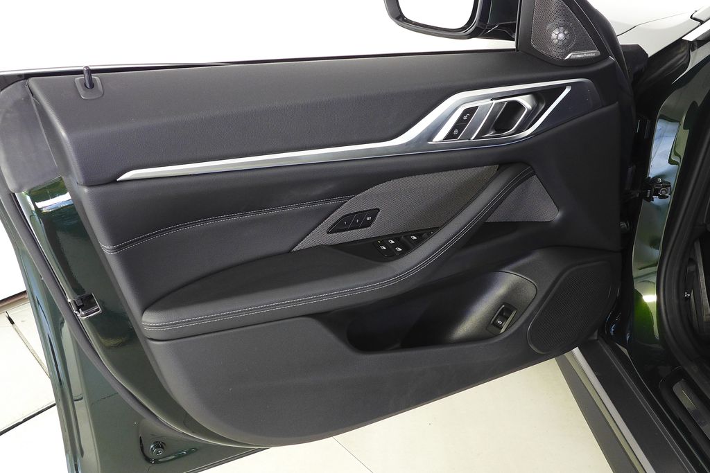 Thumbnail: 2023 BMW i4 - 11