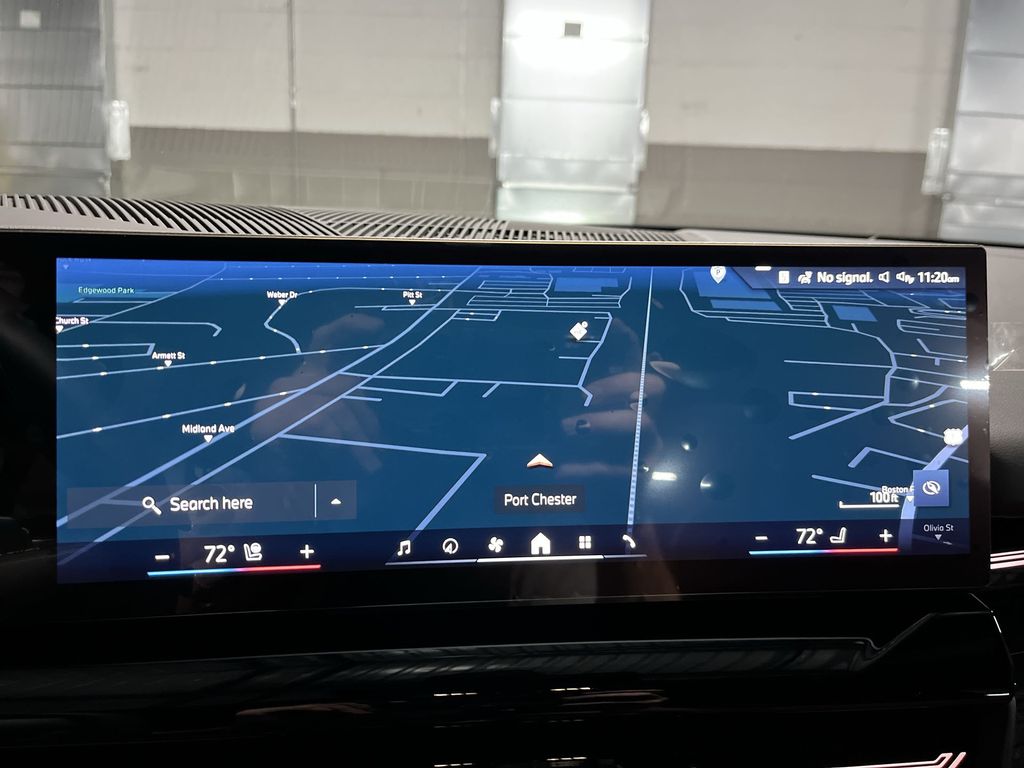 Thumbnail: 2025 BMW 5 Series - 18