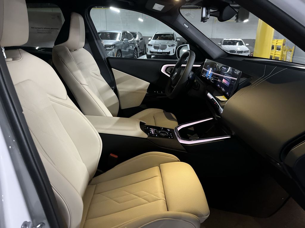 Thumbnail: 2026 BMW X3 - 24