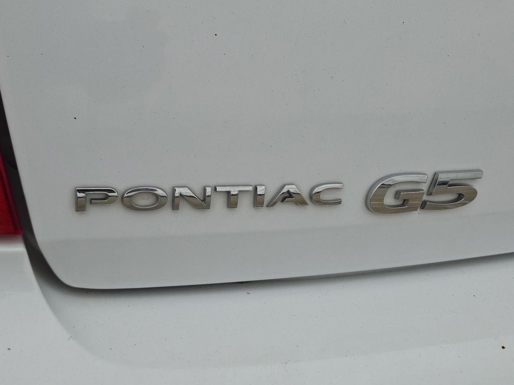 2009 Pontiac G5 Base - 2