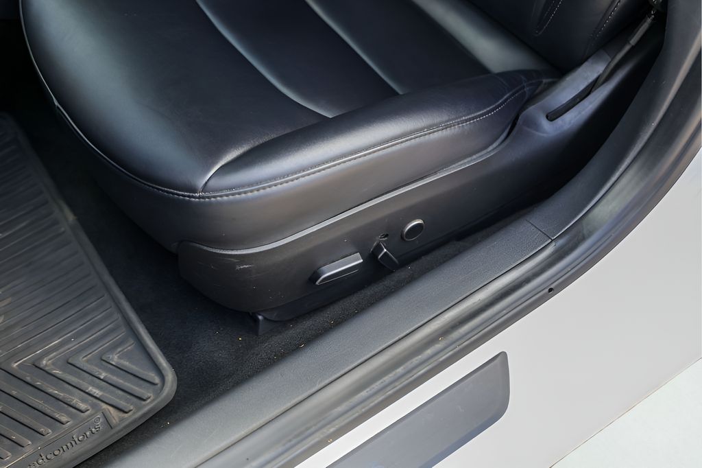 Used Car 2023 Tesla Model 3  Base For Sale Under $25,000 In Austin, Texas