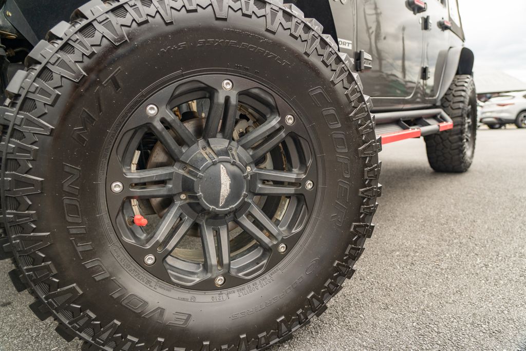 2017 Jeep Wrangler Unlimited Sport photo