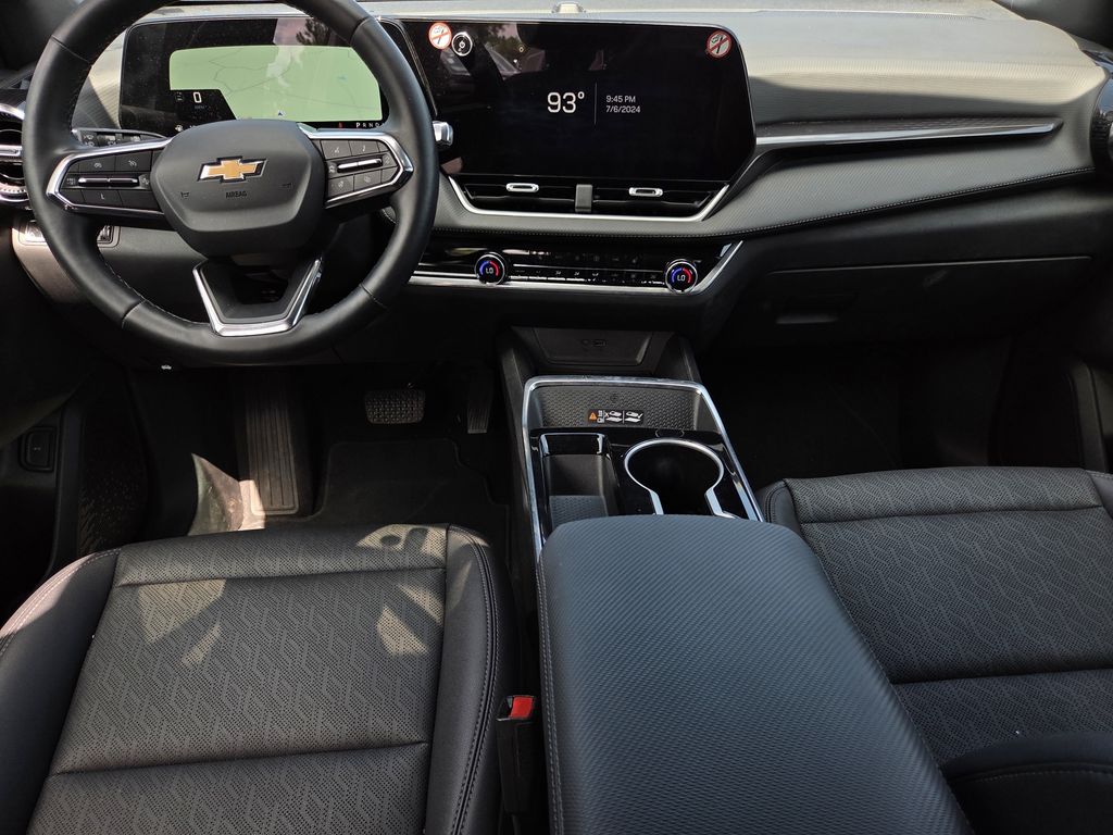 Used 2025 Chevrolet Equinox SUV