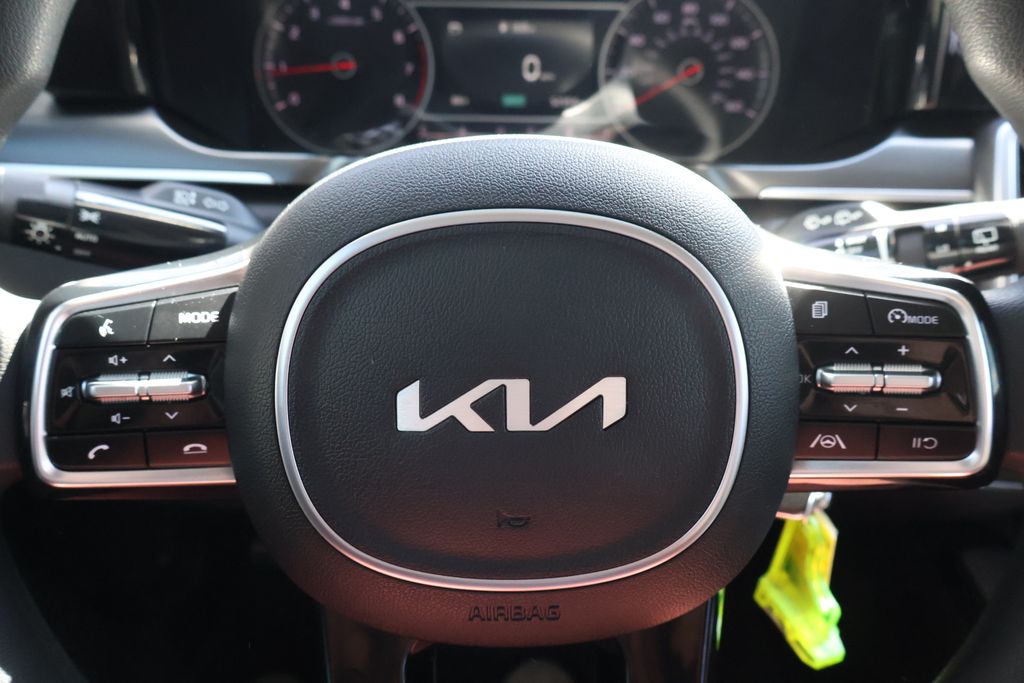 Thumbnail: 2022 Kia Sorento - 26