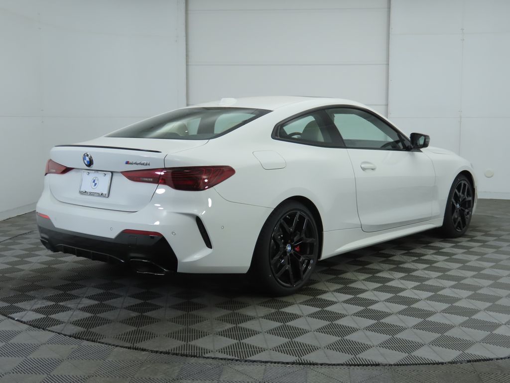 2026 BMW 4 Series M440i 5